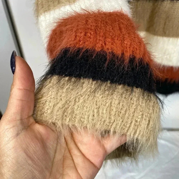 Fashion on Earth | Pumpkin Spice Super Soft Sweater - small - Picture 2 of 5